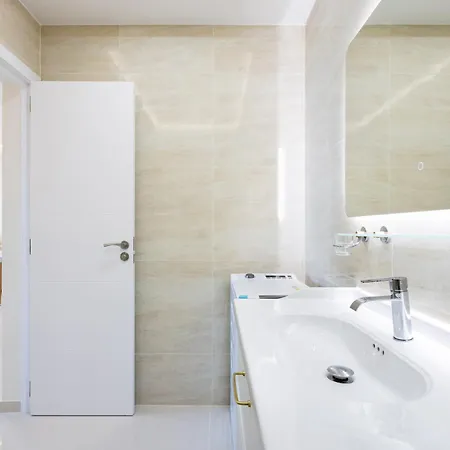 Apartment Luxurioese Mit Meerblick In Playa Paraiso